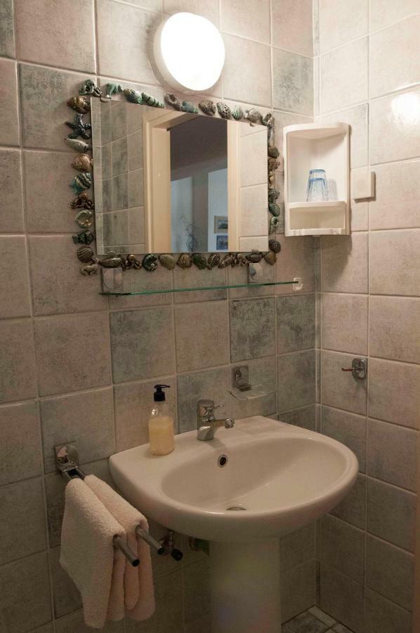 Spacious Balcony Apartment Πιράν Εξωτερικό φωτογραφία